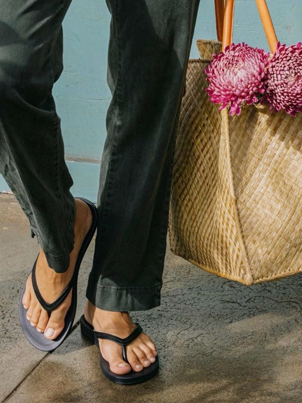 OLUKAI Lalahi Leather Sandals